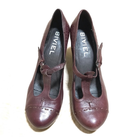 Biviel T Strap Pump Round Heels Slides On Size 39 - Picture 1 of 12
